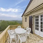 Апартаменты Jolie Vue Sur La Vallee Pour 3 Adultes 2 Enfants Les Eyzies