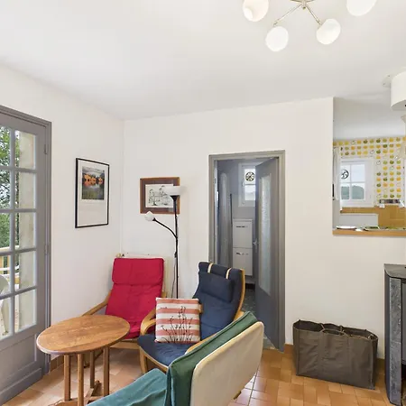Apartamento Jolie Vue Sur La Vallée Pour 3 Adultes 2 Enfants Les Eyzies