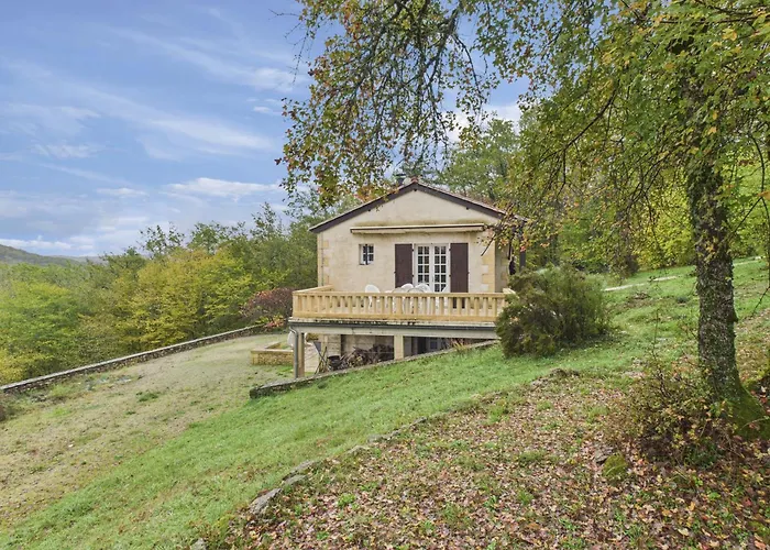 Апартаменты Jolie Vue Sur La Vallee Pour 3 Adultes 2 Enfants *
